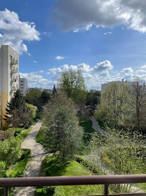 Four Bedroom Apartment Lachmana Warsaw Exterior photo